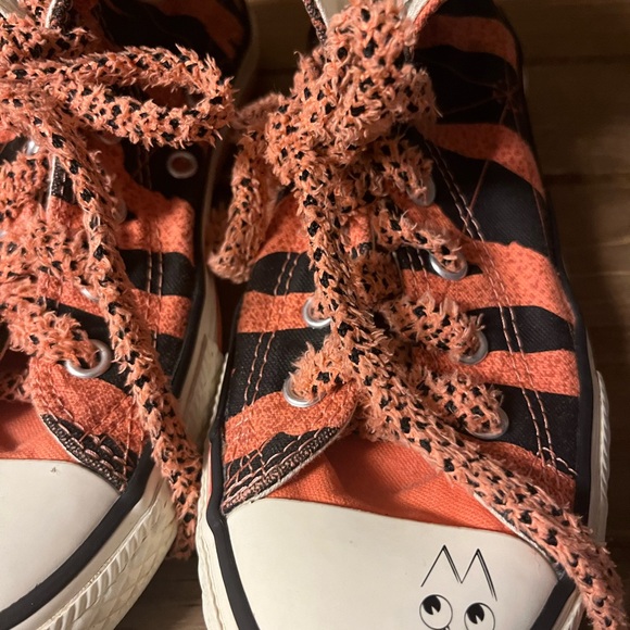 Converse x Dr Woo on the eye on the toe caps and under the clear outsole size 2 - Picture 5 of 9